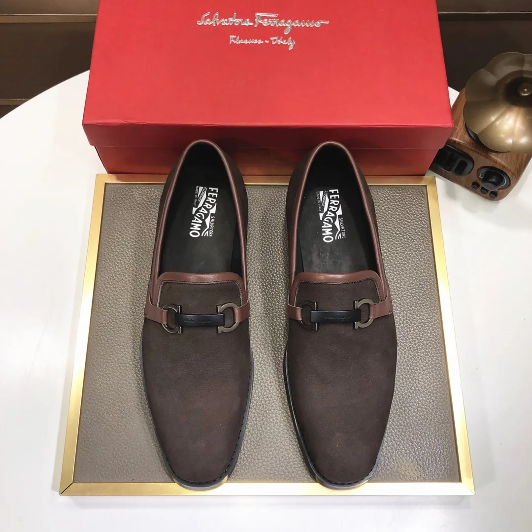 Men's shoes 💰540💰[Ferragamo/Ferragamo] (high-end Niuli) New 🍀 Ferragamo* - top version Ferragamo's classic formal leather shoes! Made of imported original cowhide, the inner top layer is comfortable cowhide lining! Original wear-resistant rubber outsole! High quality products! Code number 38-44!